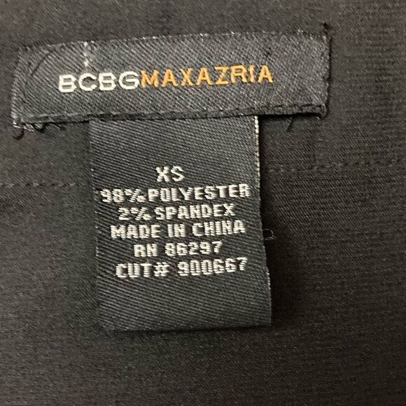 BCBG SATIN TOP WITH SIMULATED STONEWORK AT THE COLLAR / NWT / Size XS ﻿ - Picture 5 of 6